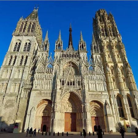 Gite Les Lanternes Ruan Exterior foto